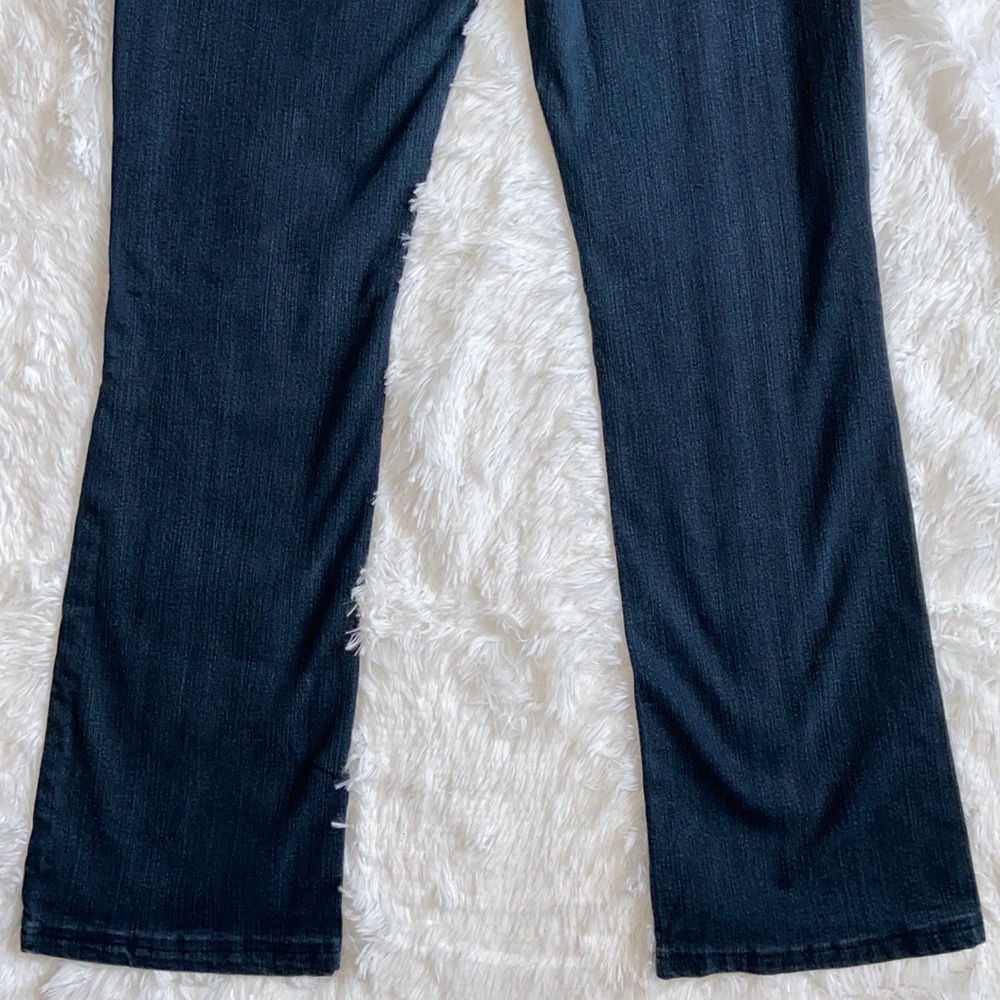 Divine Rights Commitment Low-Rise Bootcut Size 28 - image 6